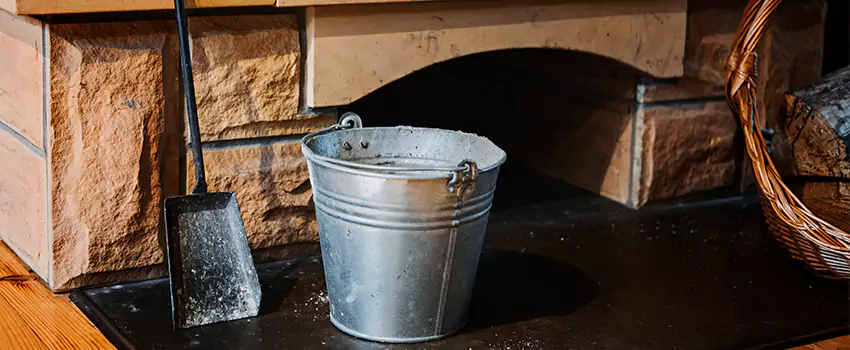 Clean The Fireplace Mantle And Hearth in Carpentersville, Illinois